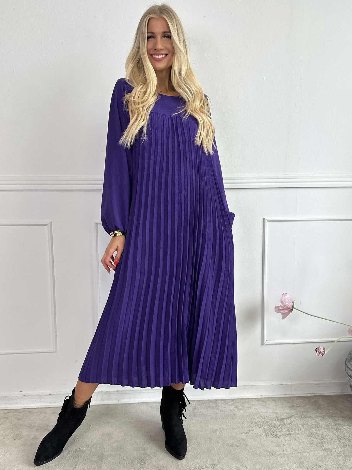 Katrina Long Sleeve - Lange jurk met plooien en zakken